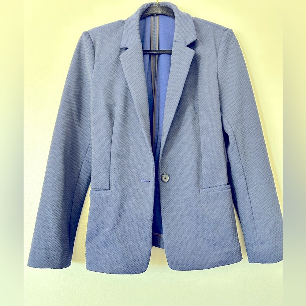 Blue and black knitted blazer